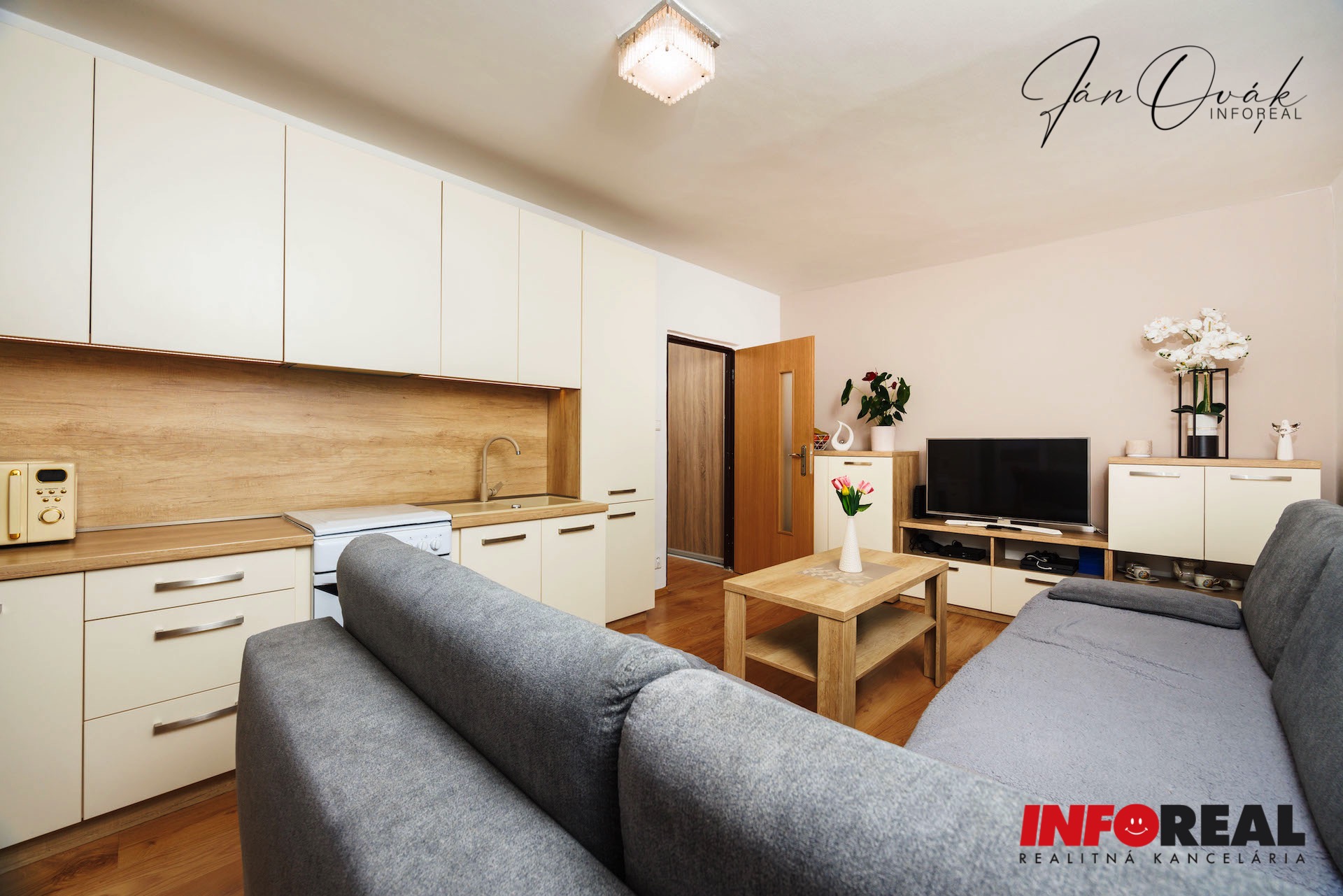 PREDANÉ: 1,5 izbový byt, 2x loggia , Ždiarska ul., Košice - Nad Jazerom
