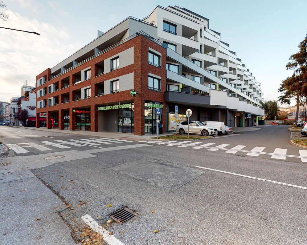 Prenájom: NOVOSTAVBA: 1 izb. byt + kk,, veľká loggia, CENTRUM KOŠÍC